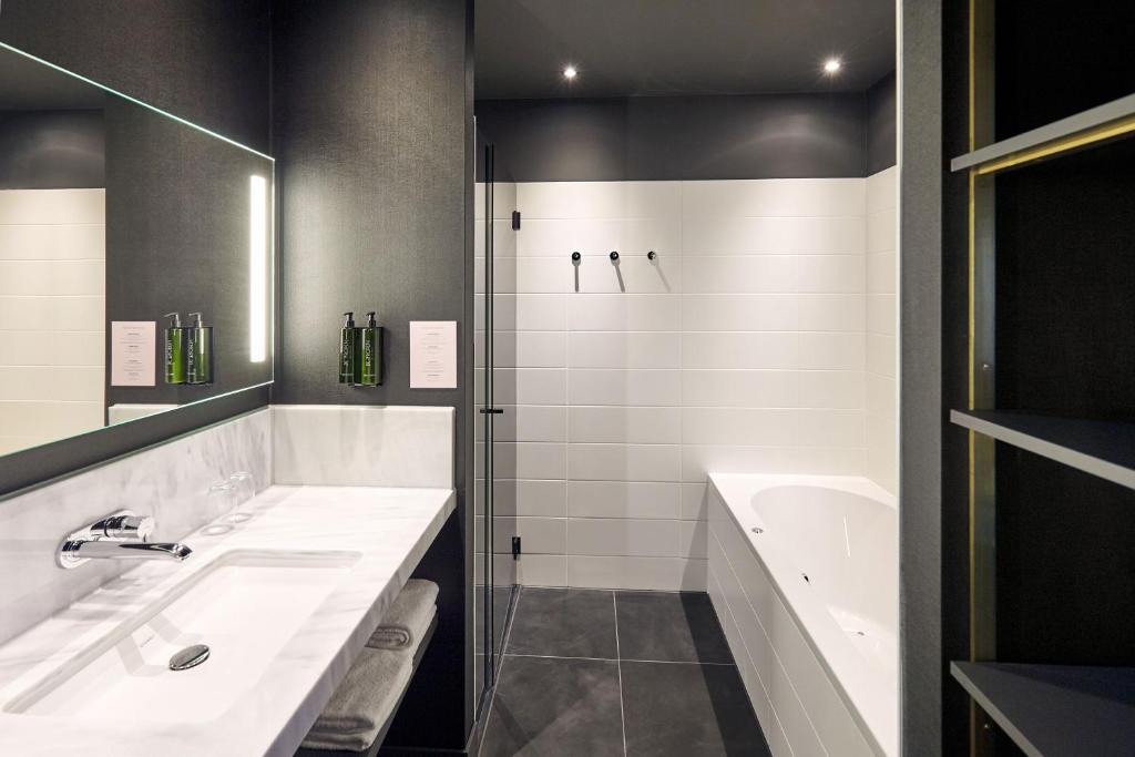 Van-der-Valk-Hotel-Amsterdam-Amstel-12