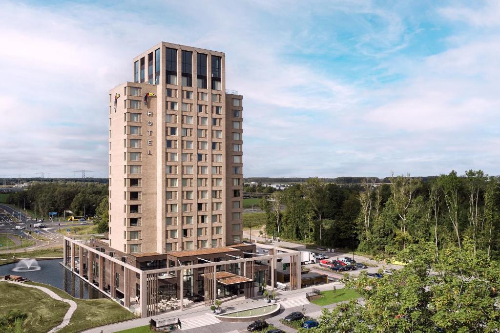 Van-der-Valk-Hotel-Lelystad-01
