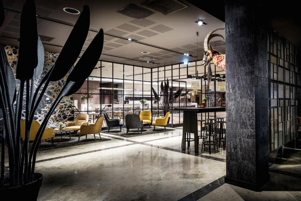 Van-der-Valk-Hotel-Enschede-05