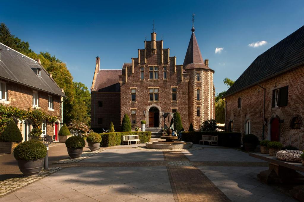 Van-der-Valk-Hotel-Kasteel-Terworm-09