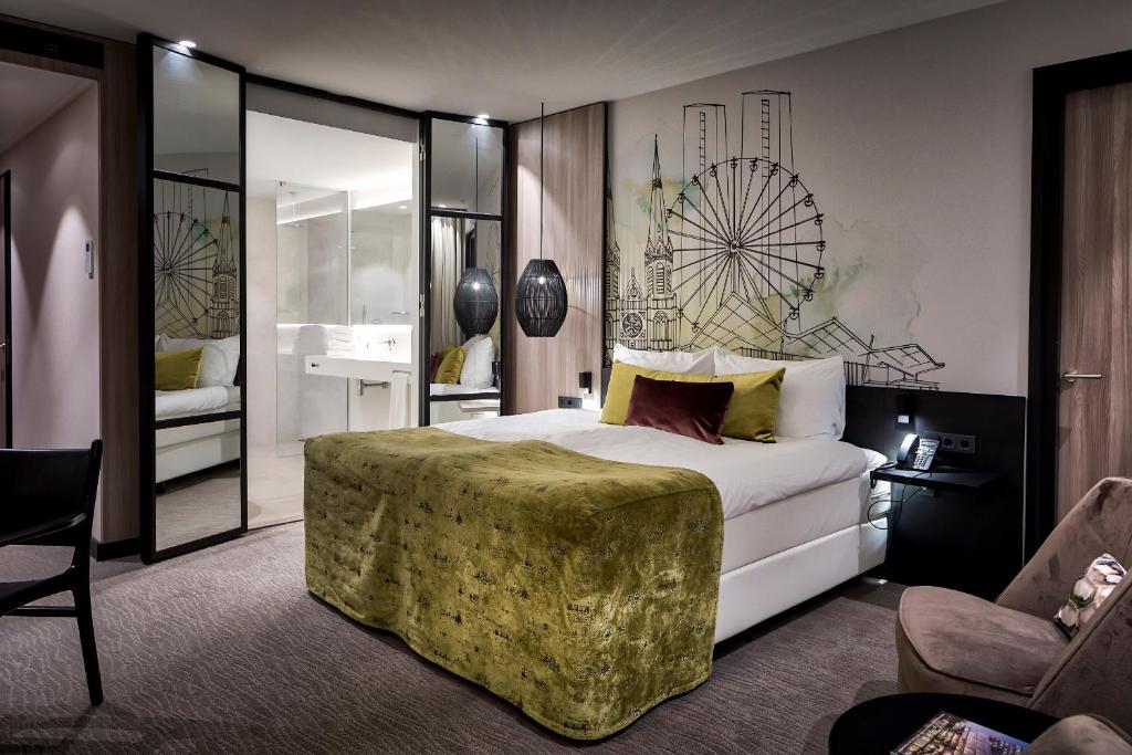 Van-der-Valk-Hotel-Tilburg-01
